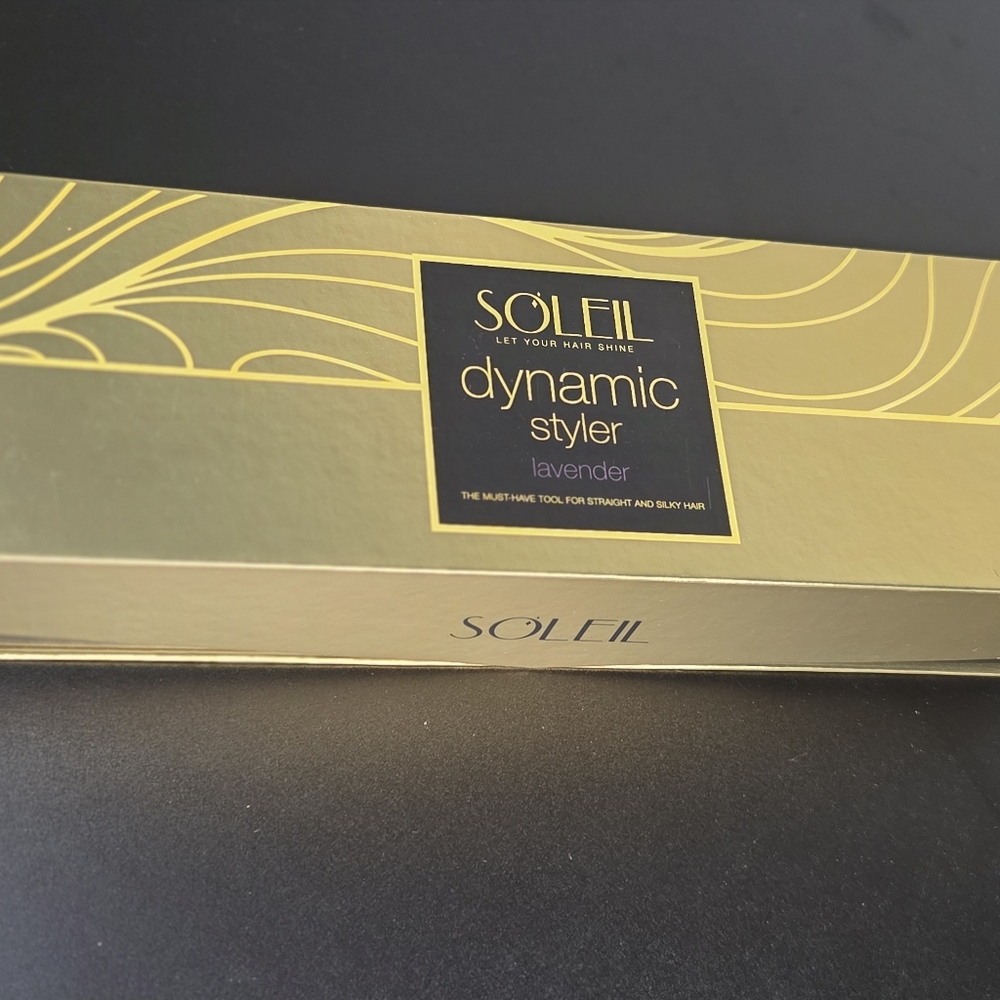 Soleil Dynamic Styler Lavender Ceramic Flat Iron 450°F Dual Voltage Hair Straigh